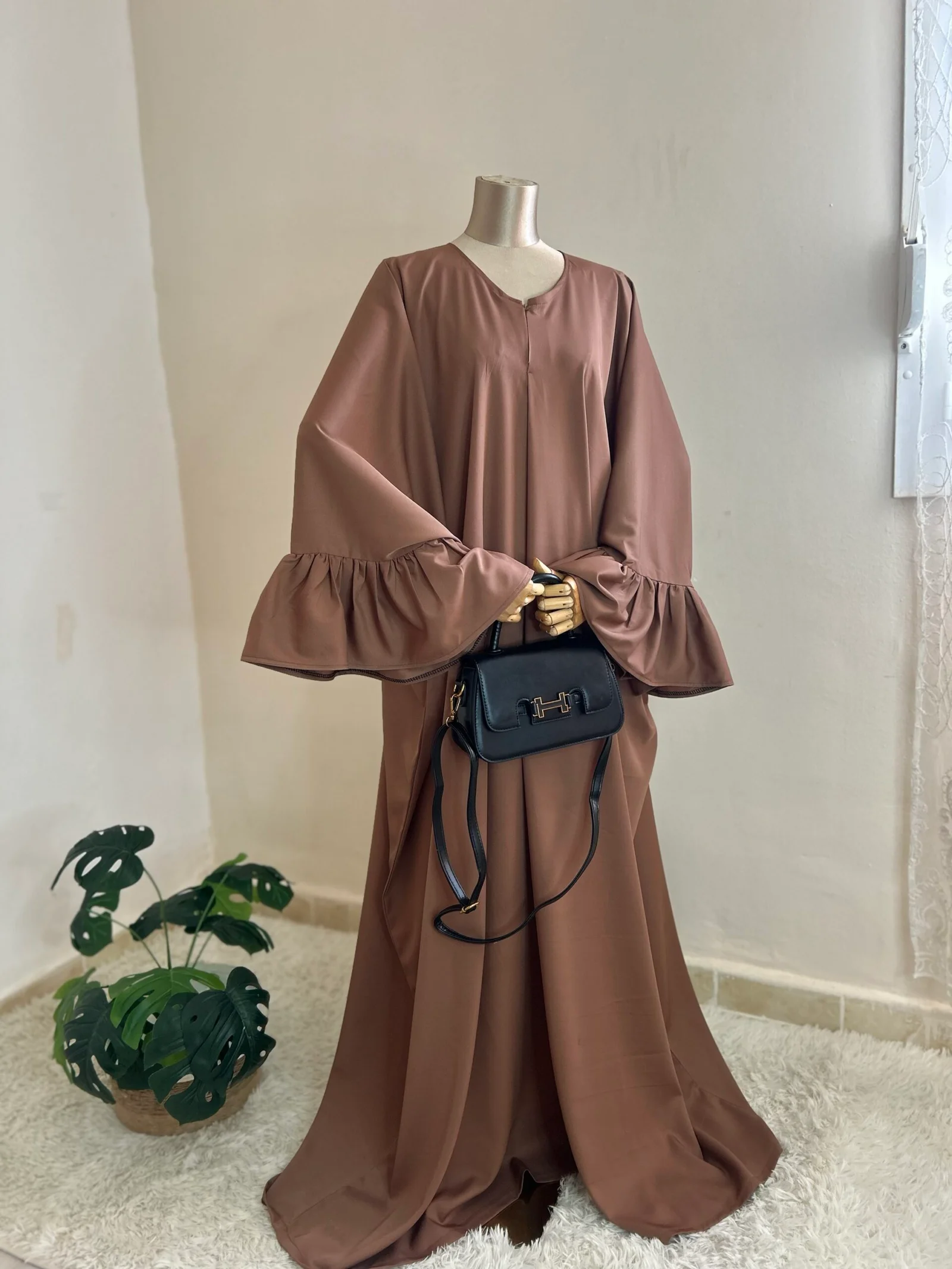 عباءة ورد